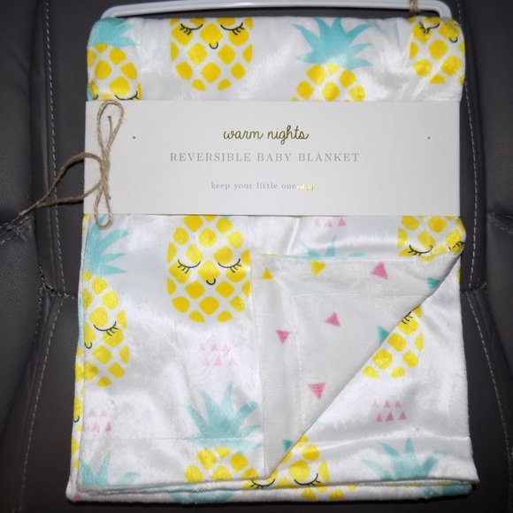 S.L. Home Fashions Warm Nights Pineapple Print - Picture 5 of 6